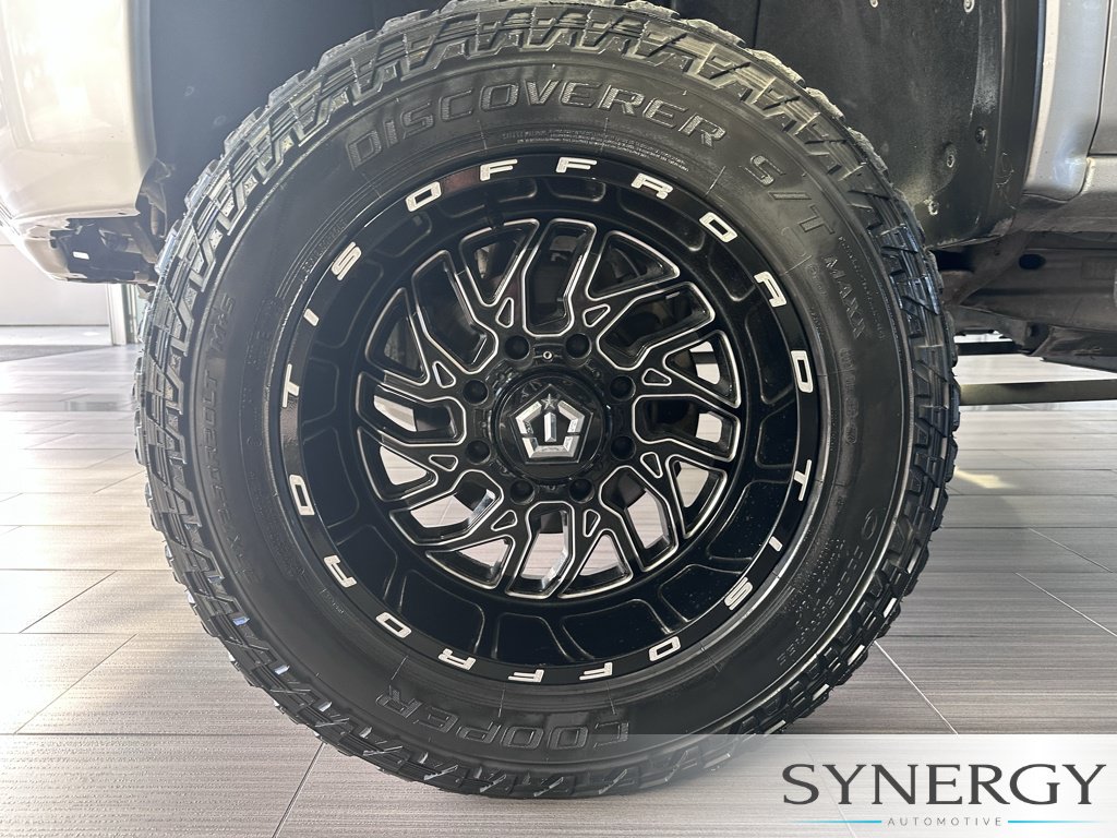 Used 2019 GMC Sierra 3500 Denali w/ Duramax Plus Package AWD/4WD image 8