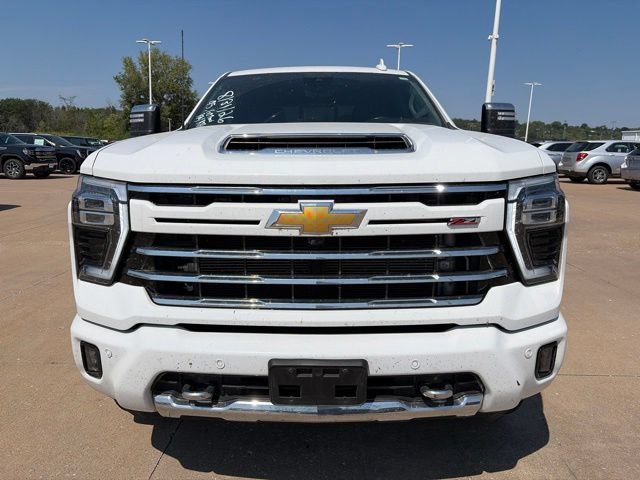 Used 2024 Chevrolet Silverado 2500 LTZ w/ LTZ Plus Package AWD/4WD image 9