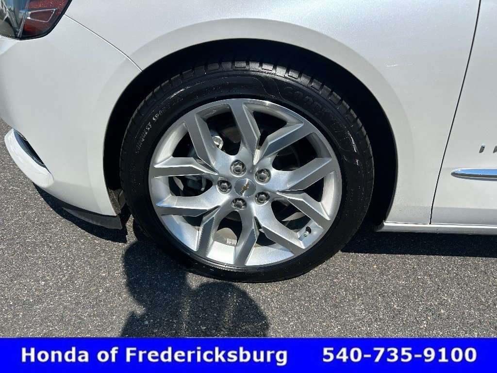 Used 2018 Chevrolet Impala Premier w/ Premier Convenience Package FWD image 35