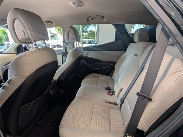 Used 2017 Hyundai Santa Fe Sport image 8