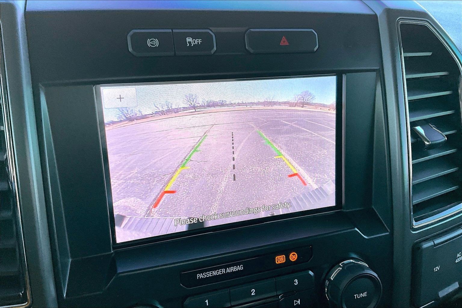 Used 2022 Ford F350 XLT image 25