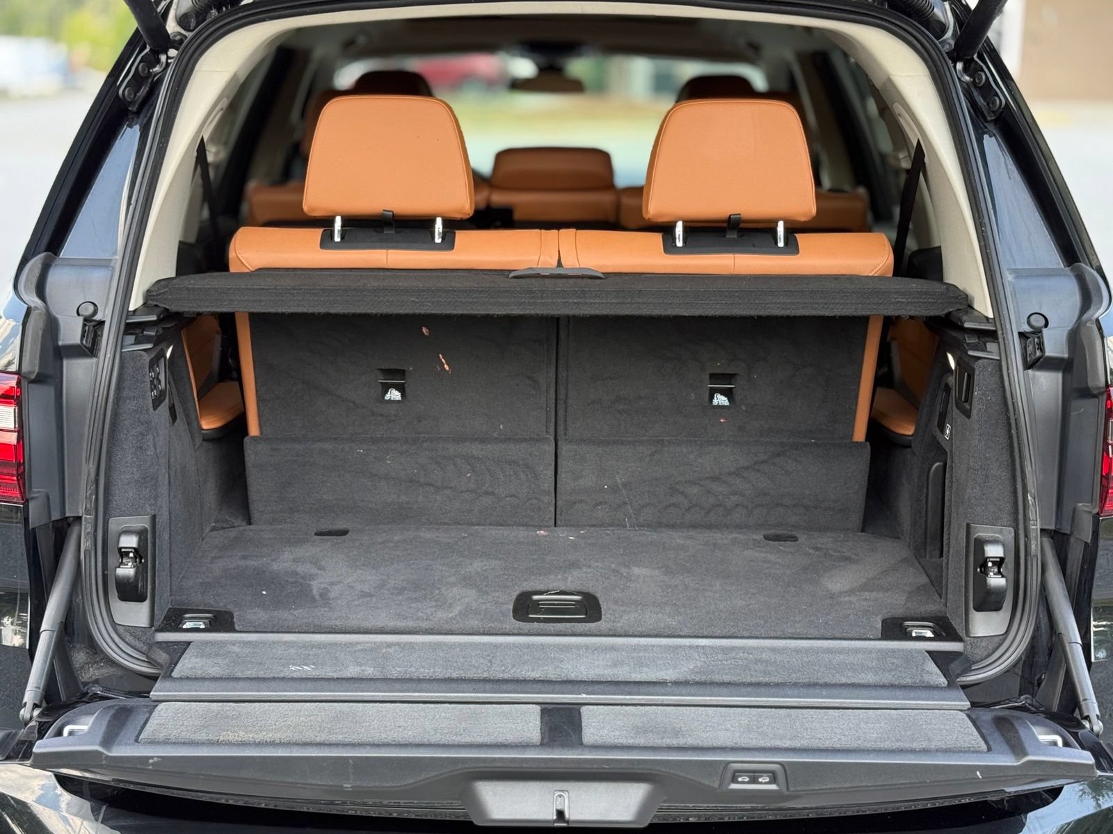 Used 2019 BMW X7 xDrive40i w/ Premium Package AWD/4WD image 49