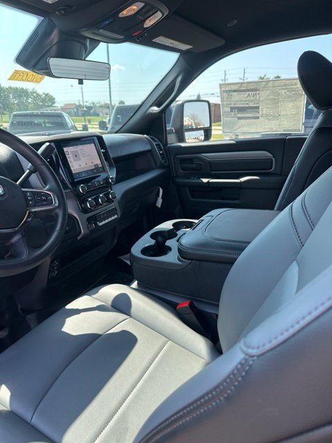 New 2027 RAM 4500 Tradesman AWD/4WD image 13