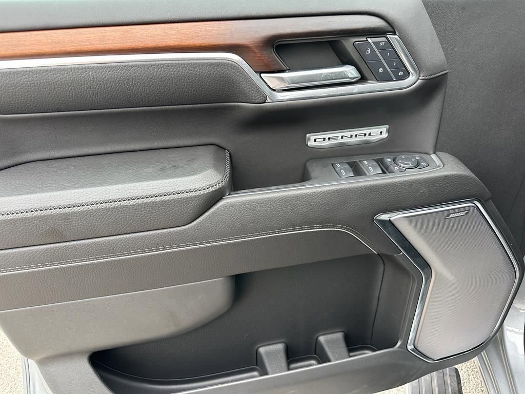 Used 2024 GMC Sierra 1500 Denali w/ Denali Reserve Package image 9