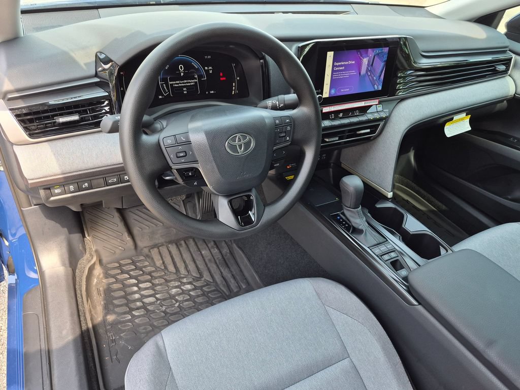 Used 2026 Toyota Camry LE FWD image 16