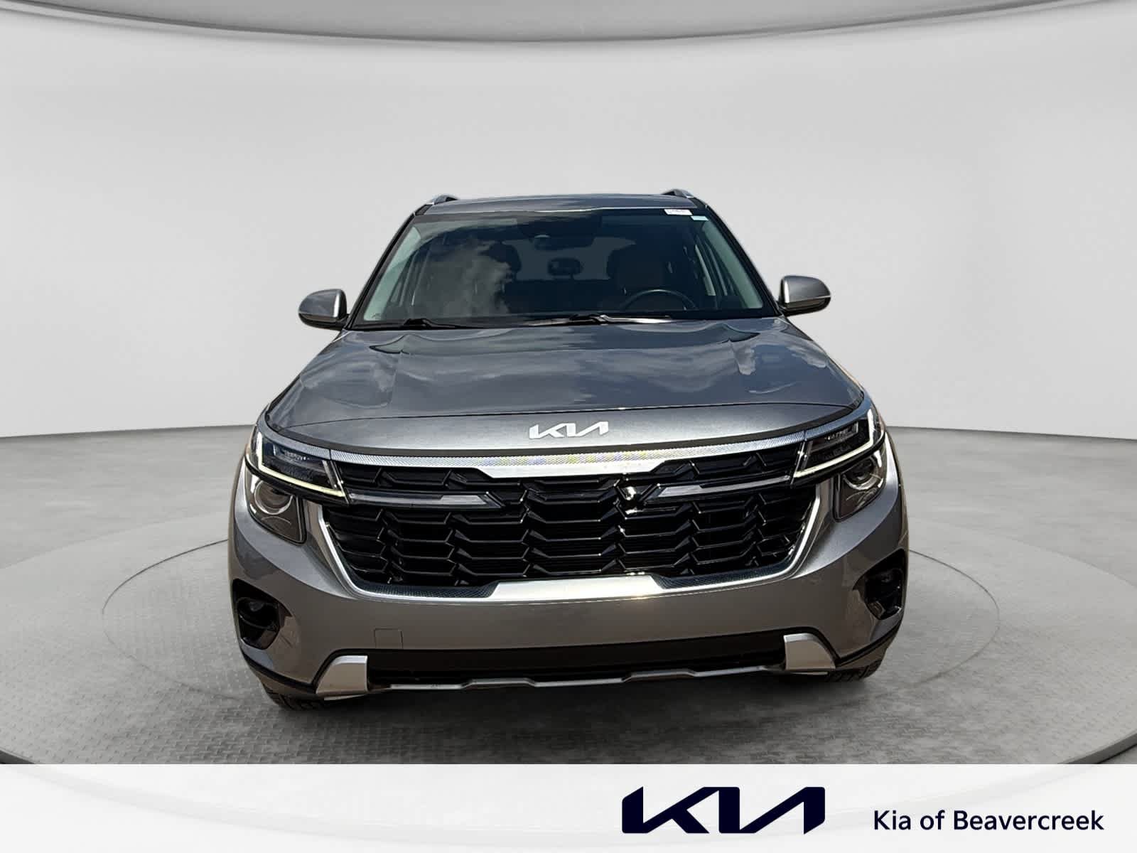 Used 2024 Kia Seltos EX AWD/4WD image 2