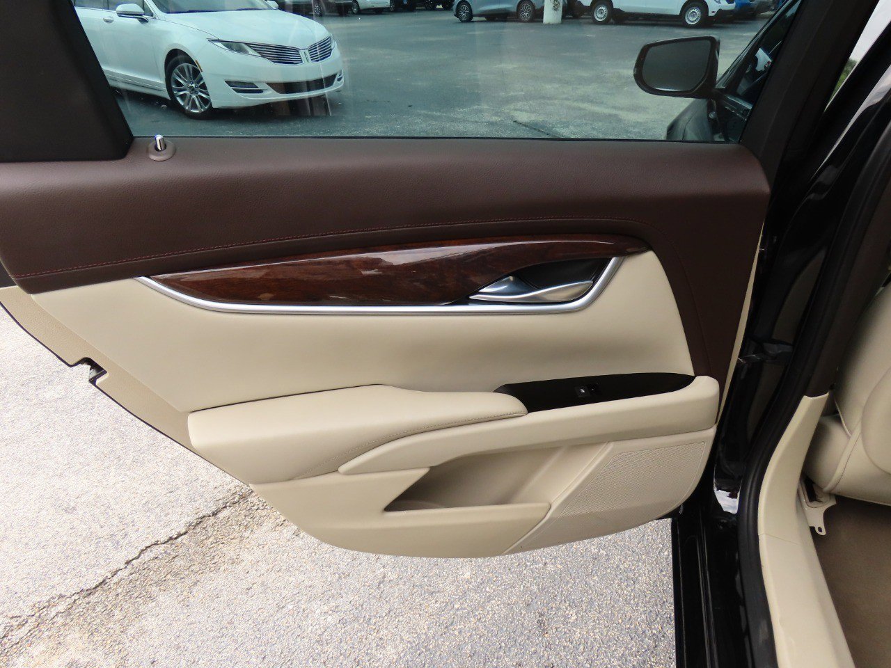 Used 2015 Cadillac XTS Luxury AWD/4WD image 19