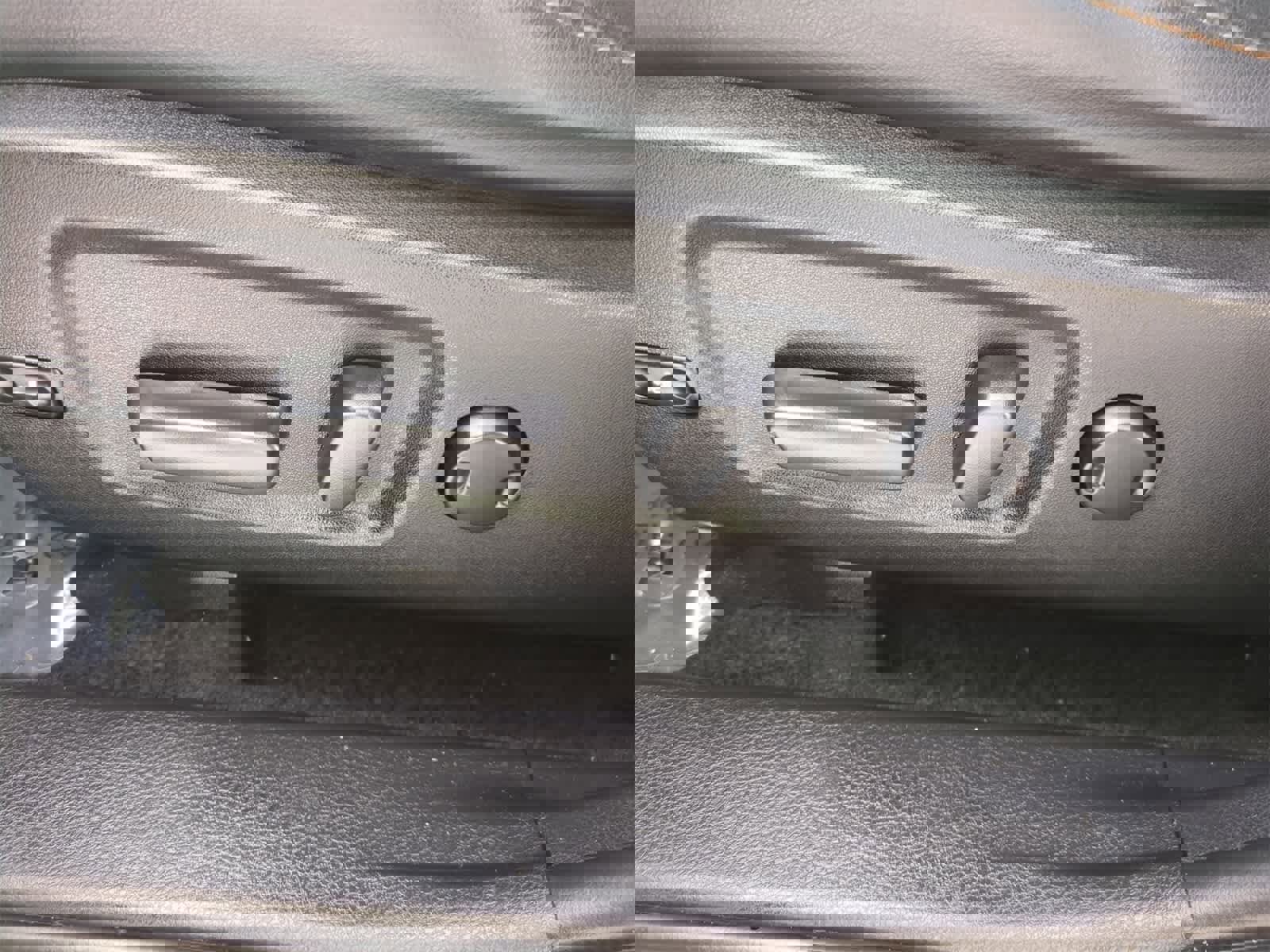 Used 2019 Toyota Highlander XLE image 17