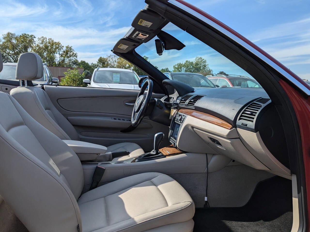 Used 2008 BMW 128i Convertible image 25