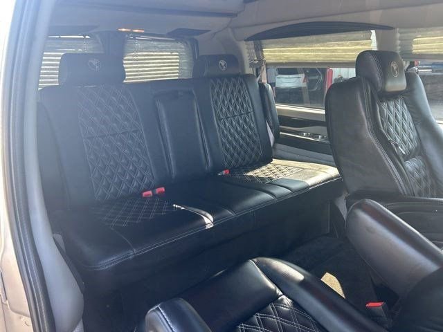 Used 2023 Chevrolet Express 2500 RWD image 36