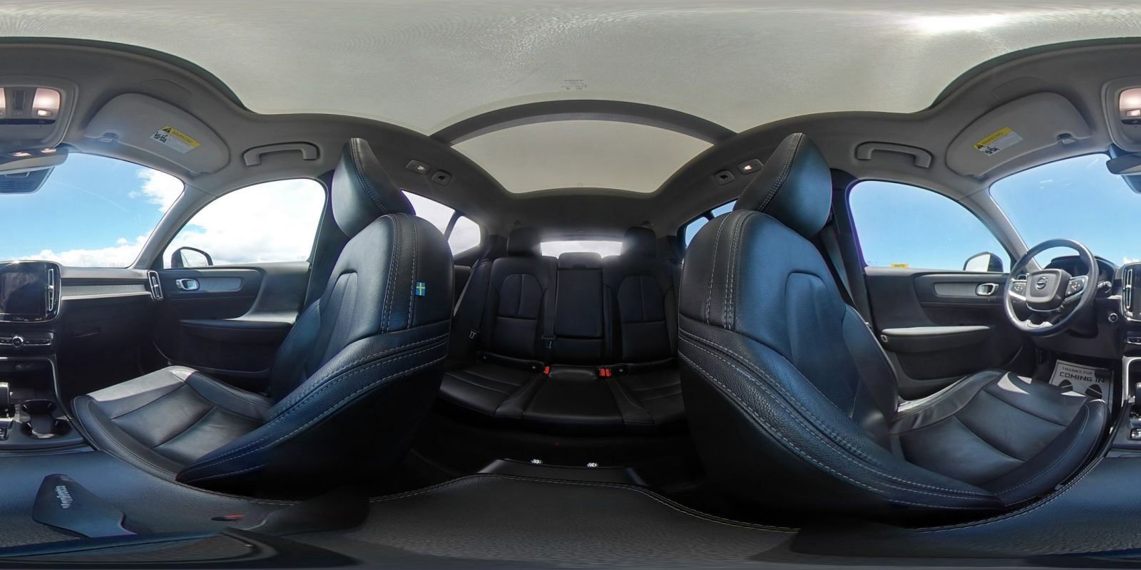 Used 2024 Volvo XC40 B5 Core AWD/4WD image 44