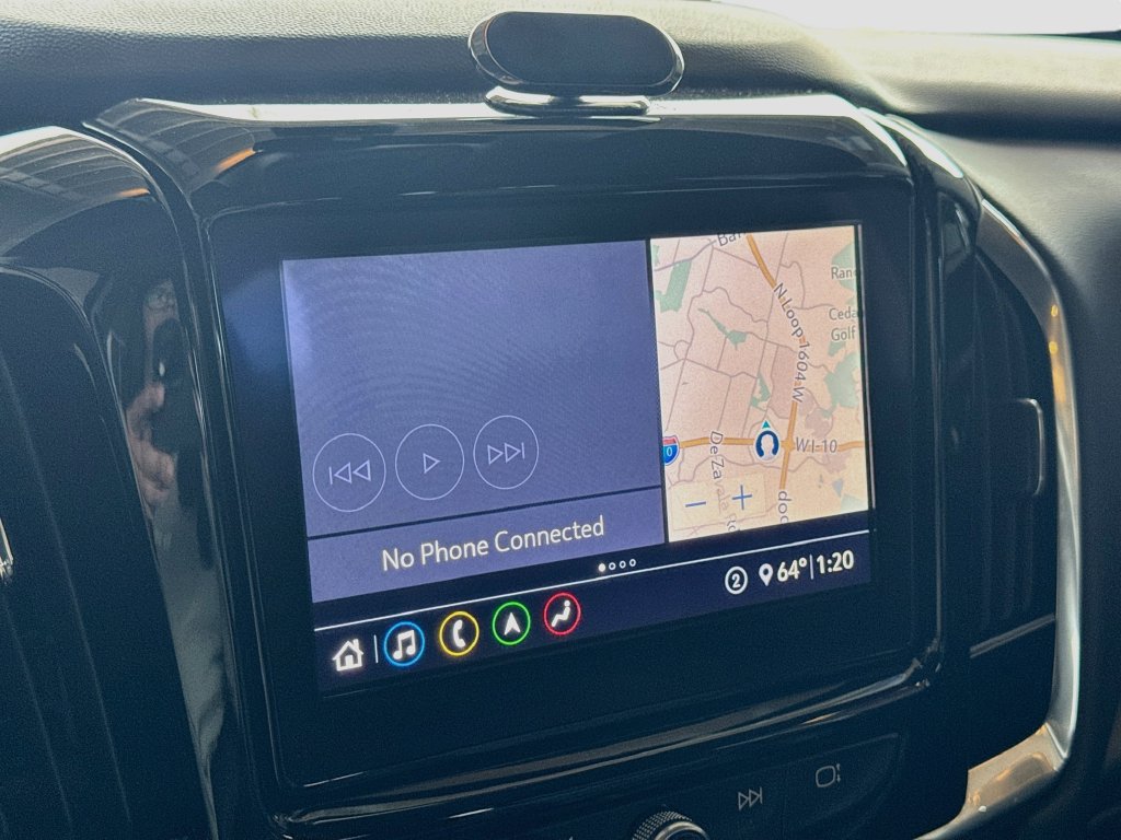 Used 2021 Chevrolet Traverse RS FWD image 15
