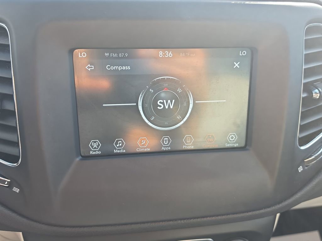 Used 2021 Jeep Compass Latitude image 22