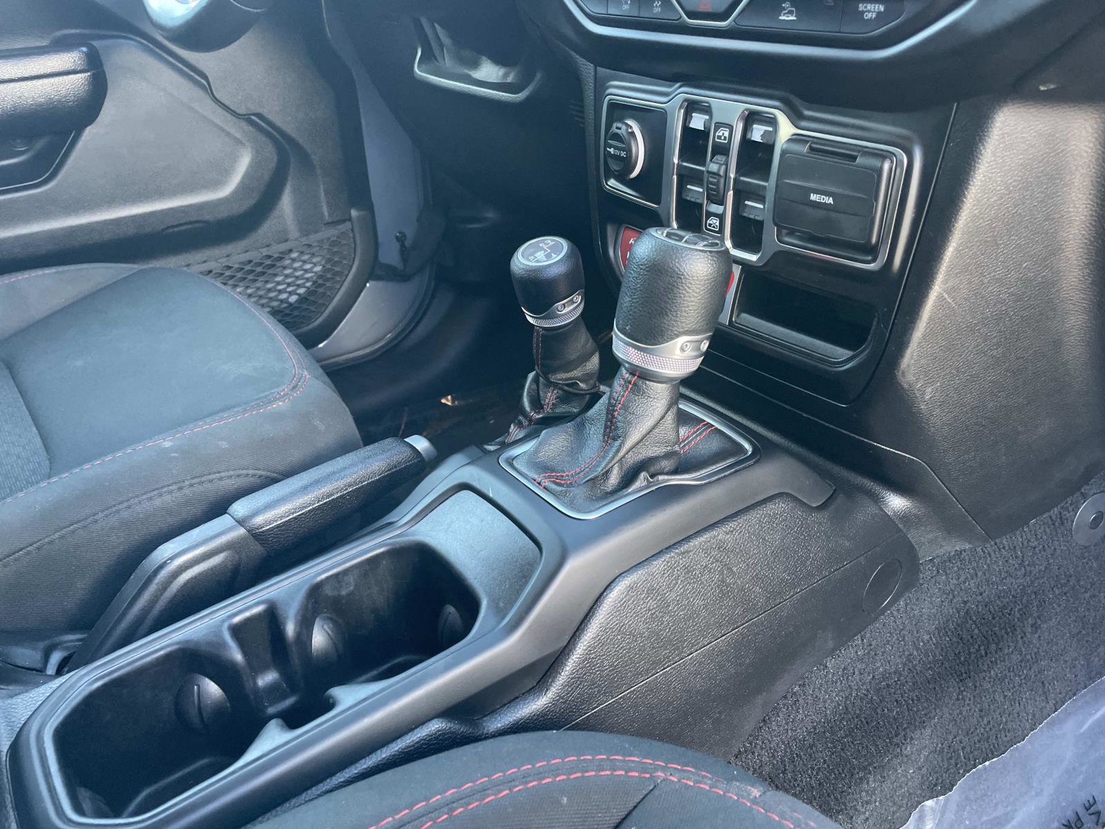 Used 2021 Jeep Wrangler Unlimited Rubicon image 29