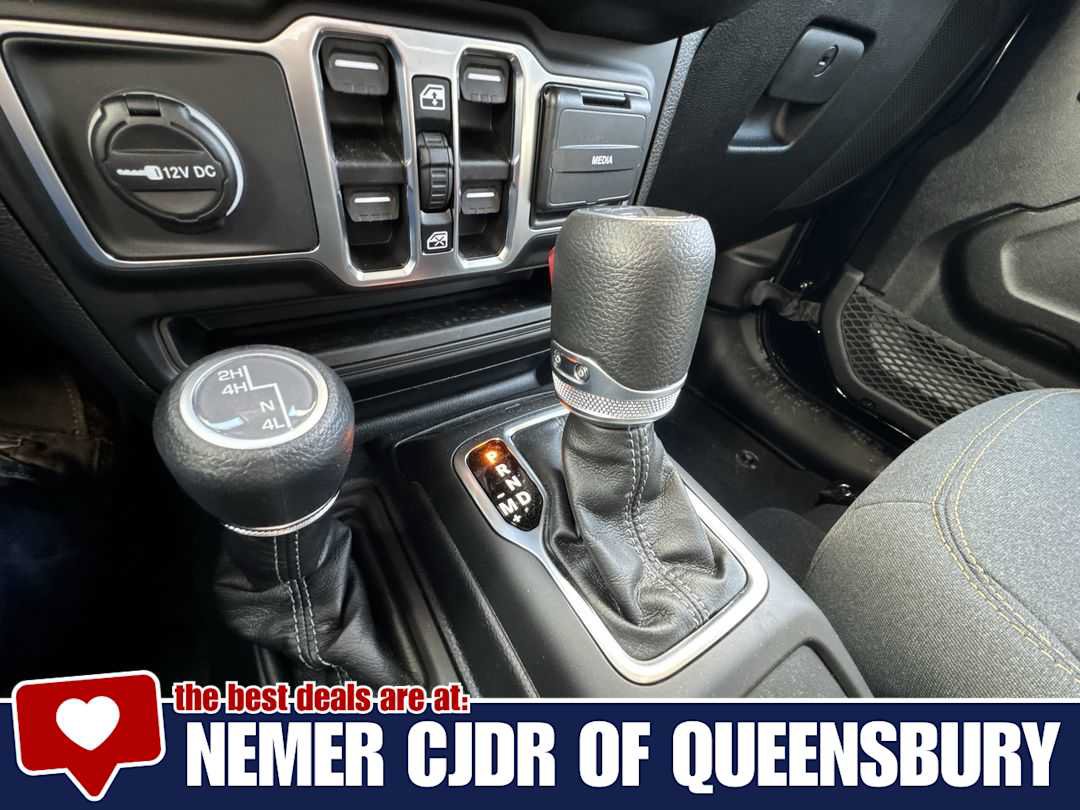 New 2026 Jeep Gladiator Sport AWD/4WD image 19