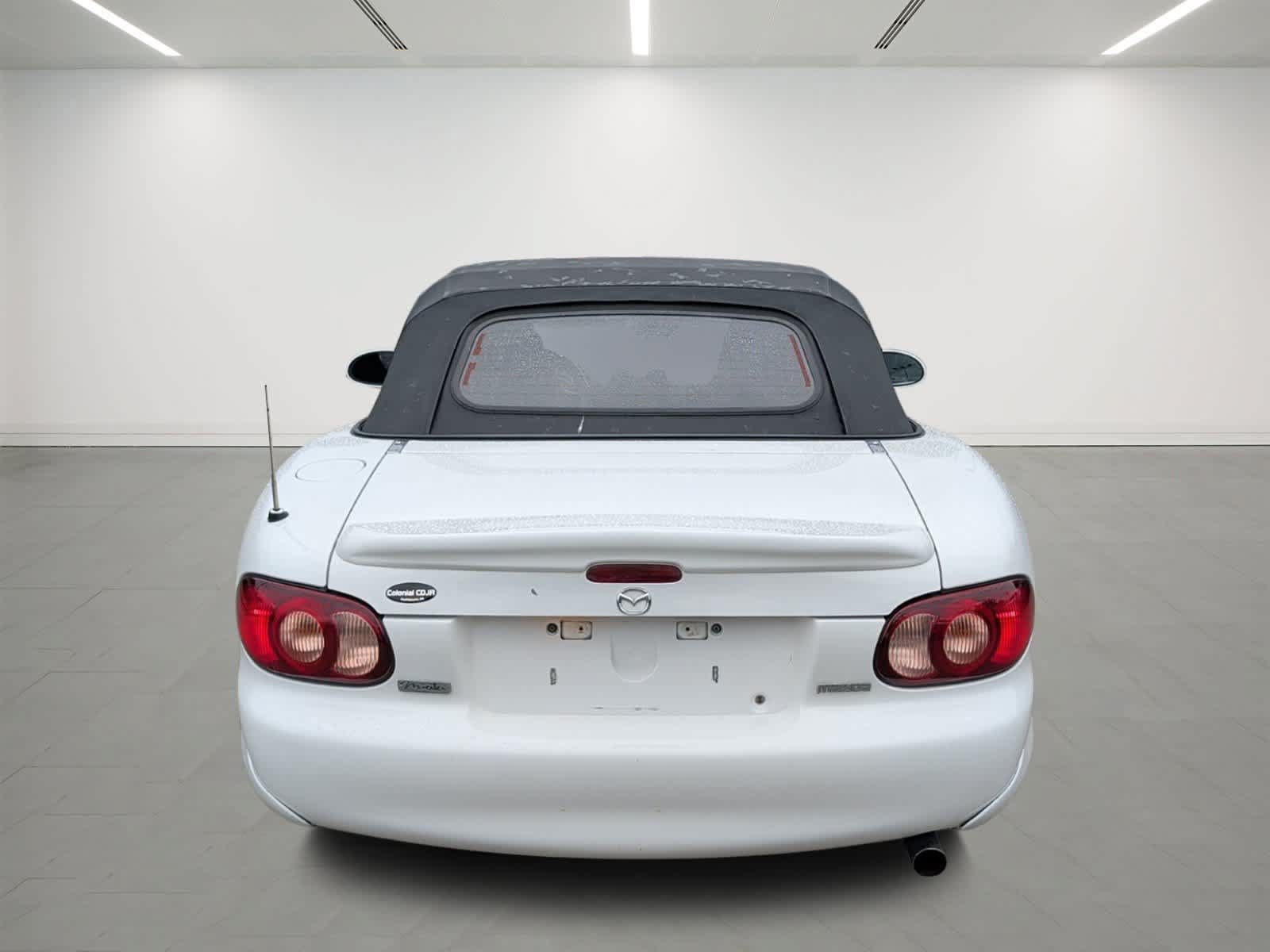 Used 2001 MAZDA MX-5 Miata RWD image 5