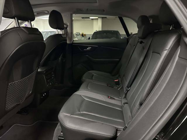 Used 2023 Audi Q8 Premium w/ Convenience Package AWD/4WD image 12
