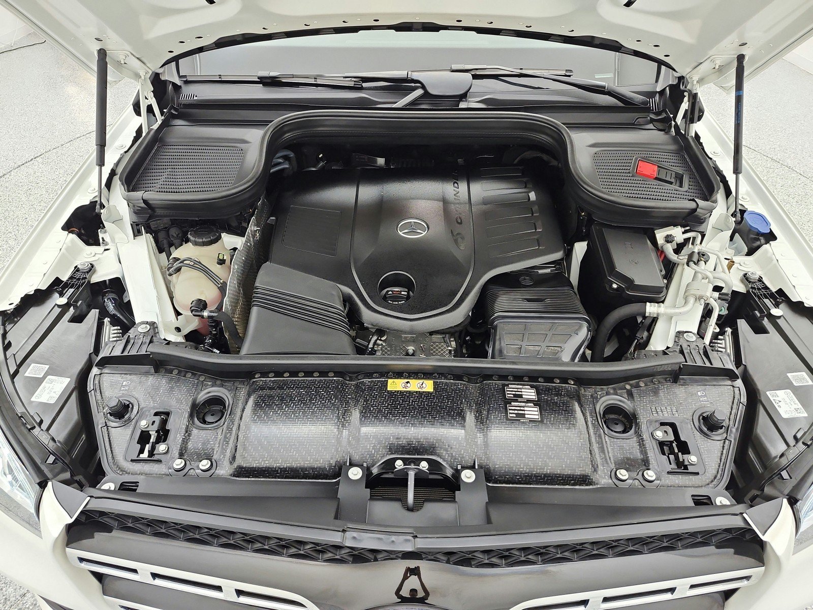 Certified 2022 Mercedes-Benz GLS 450 4MATIC image 16
