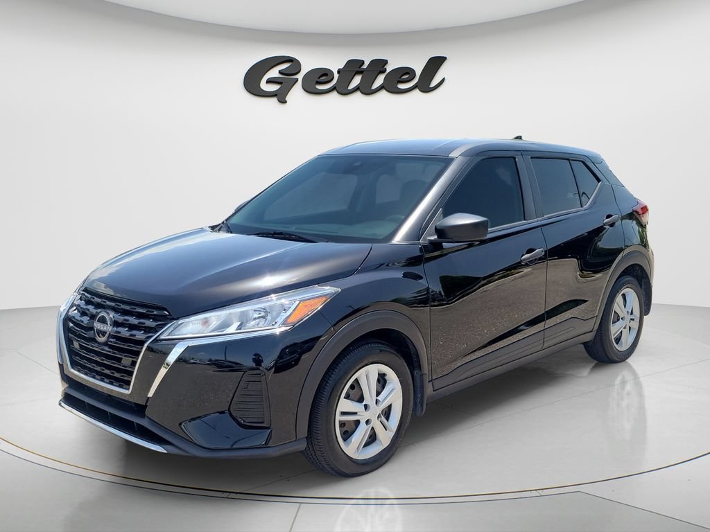 Used 2023 Nissan Kicks S
