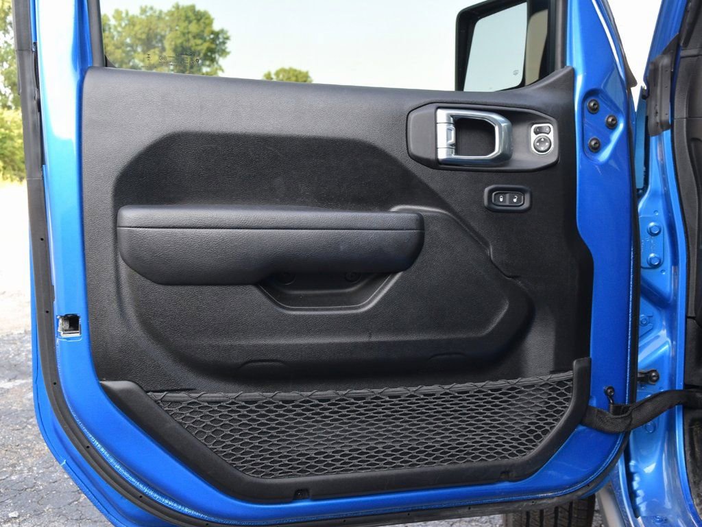 Used 2024 Jeep Gladiator Sport image 25