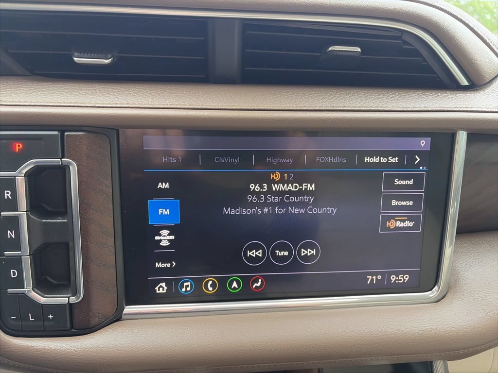 Used 2021 GMC Yukon XL Denali w/ Denali Ultimate Package AWD/4WD image 18