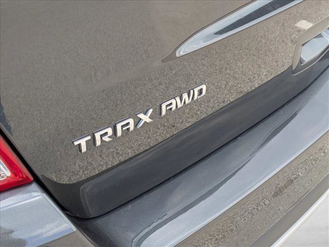 Used 2020 Chevrolet Trax LT w/ Sun & Sound Package image 11