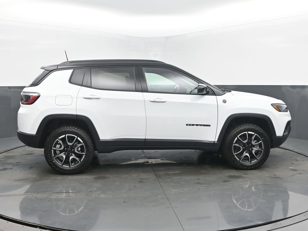 New 2026 Jeep Compass Trailhawk image 6