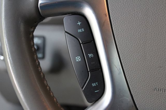 Used 2017 Chevrolet Traverse LT w/ True North Edition FWD image 16