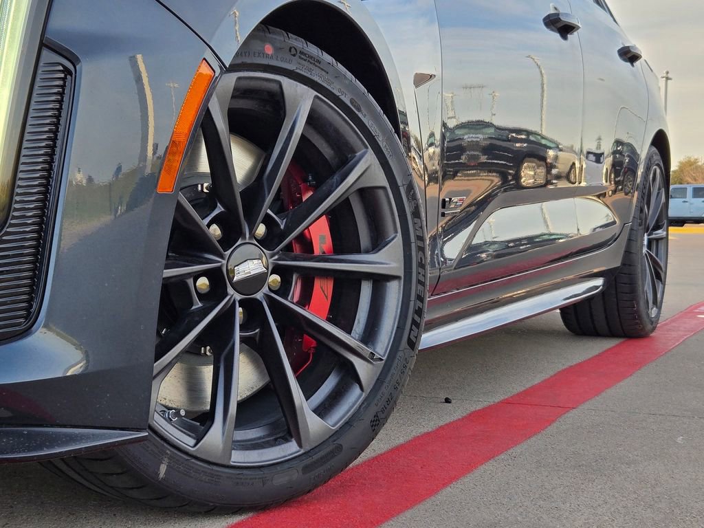 New 2026 Cadillac CT4 V Blackwing image 8