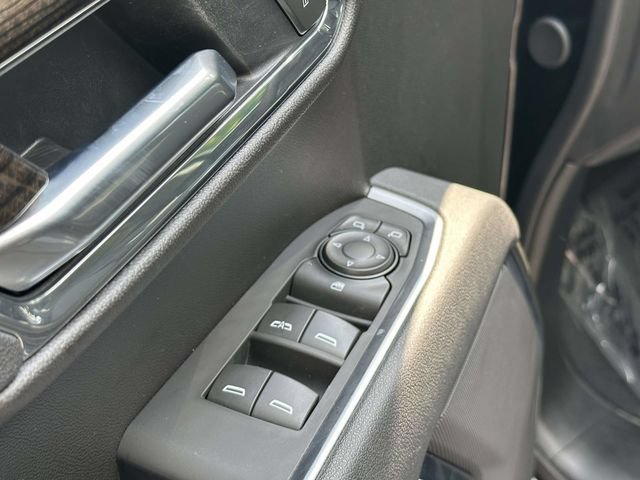 Used 2025 Chevrolet Silverado 1500 LT Trail Boss w/ Dark Appearance Package AWD/4WD image 21