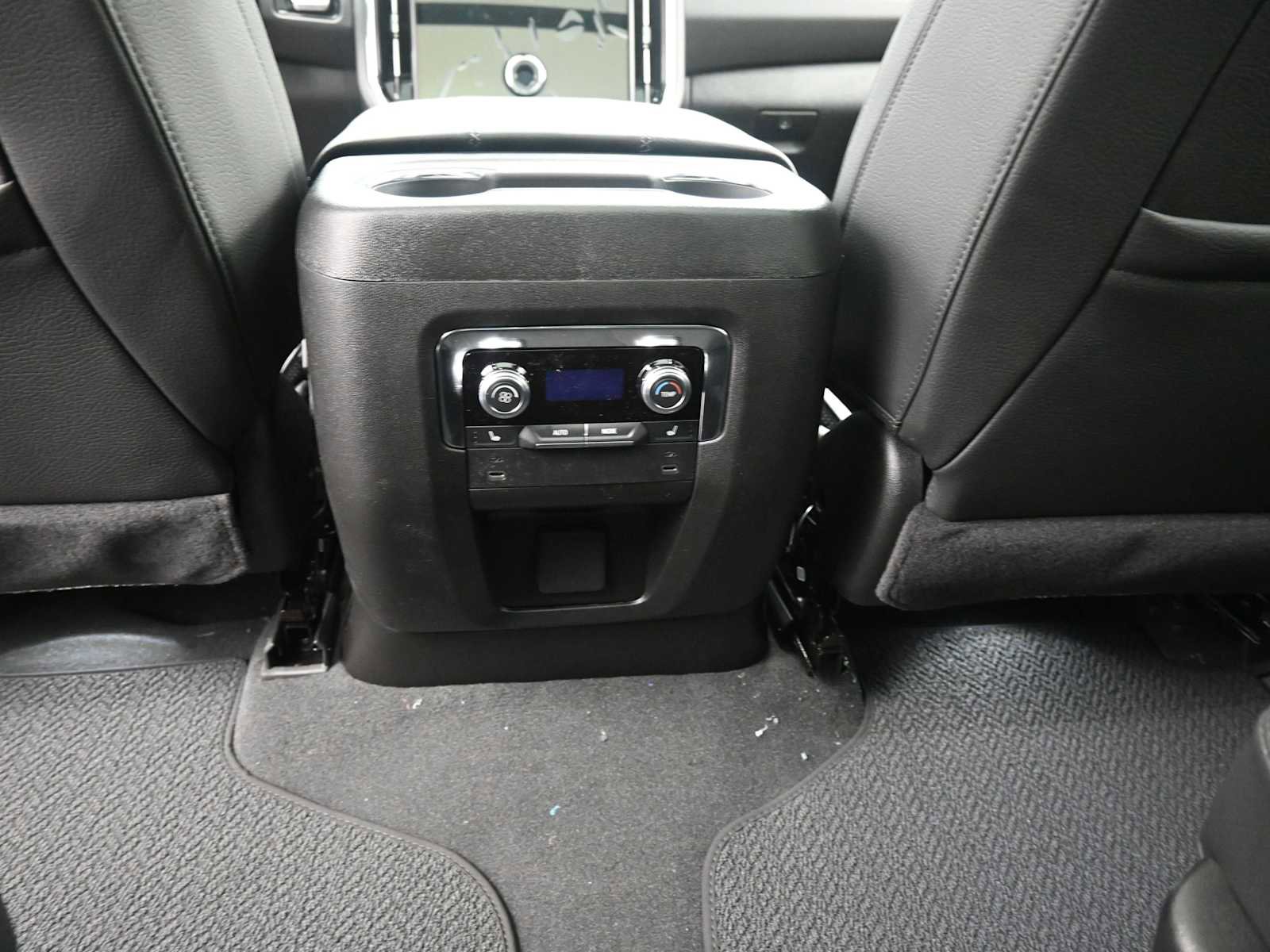 New 2026 GMC Yukon Denali w/ Sun & Power Step Package AWD/4WD image 26