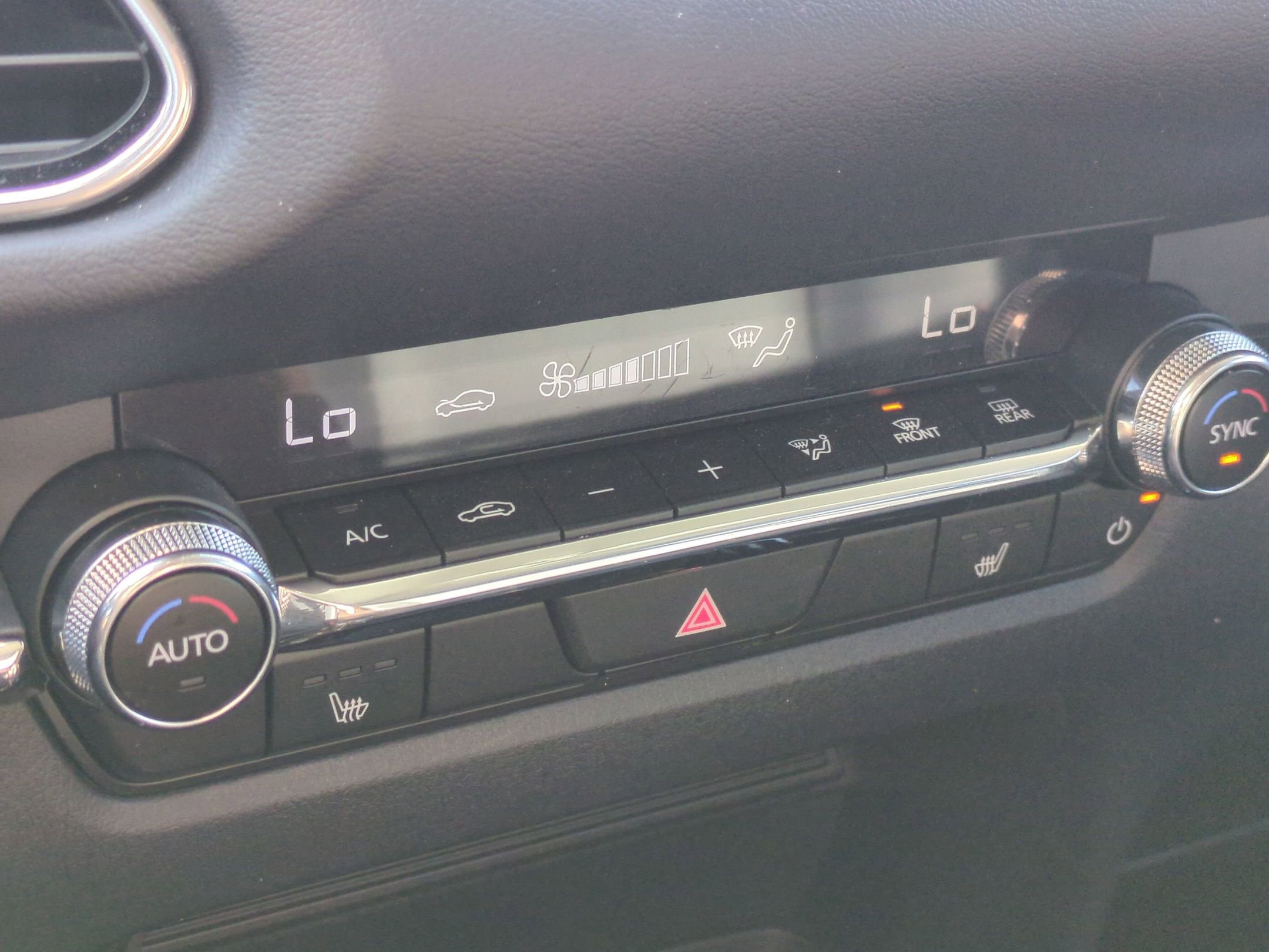 Certified 2025 MAZDA CX-30 AWD 2.5 S w/ Premium Package image 24