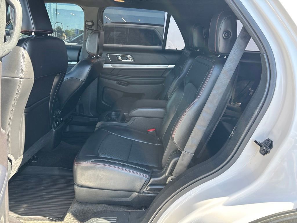Used 2018 Ford Explorer Sport AWD/4WD image 14