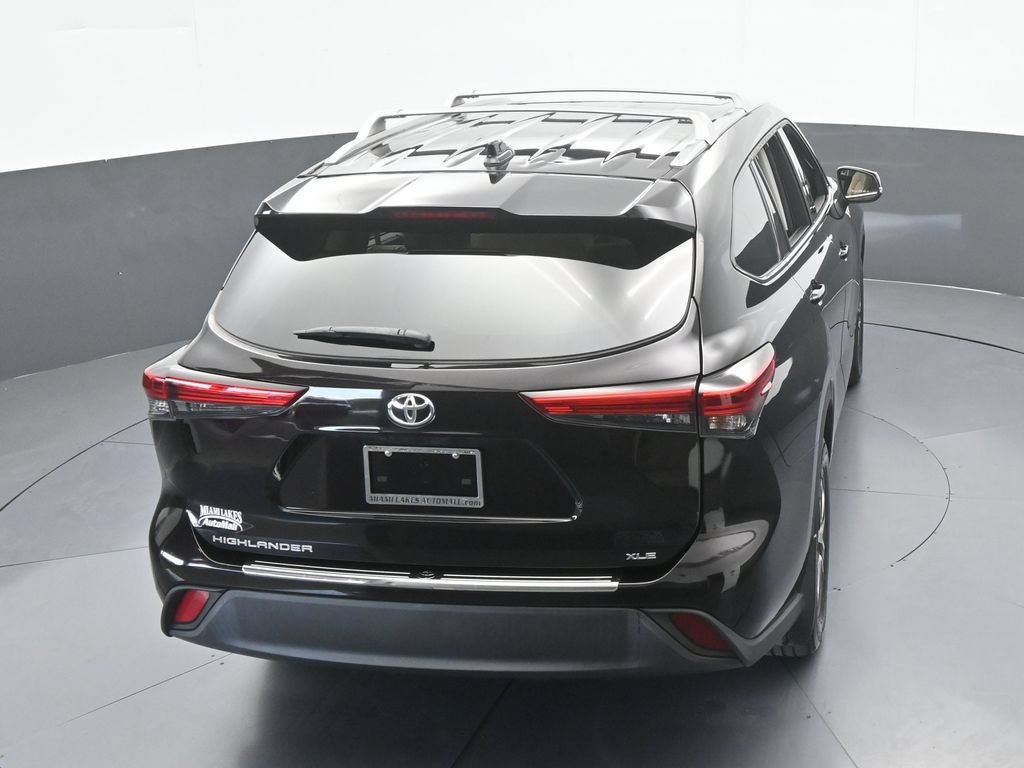 Used 2022 Toyota Highlander XLE FWD image 50