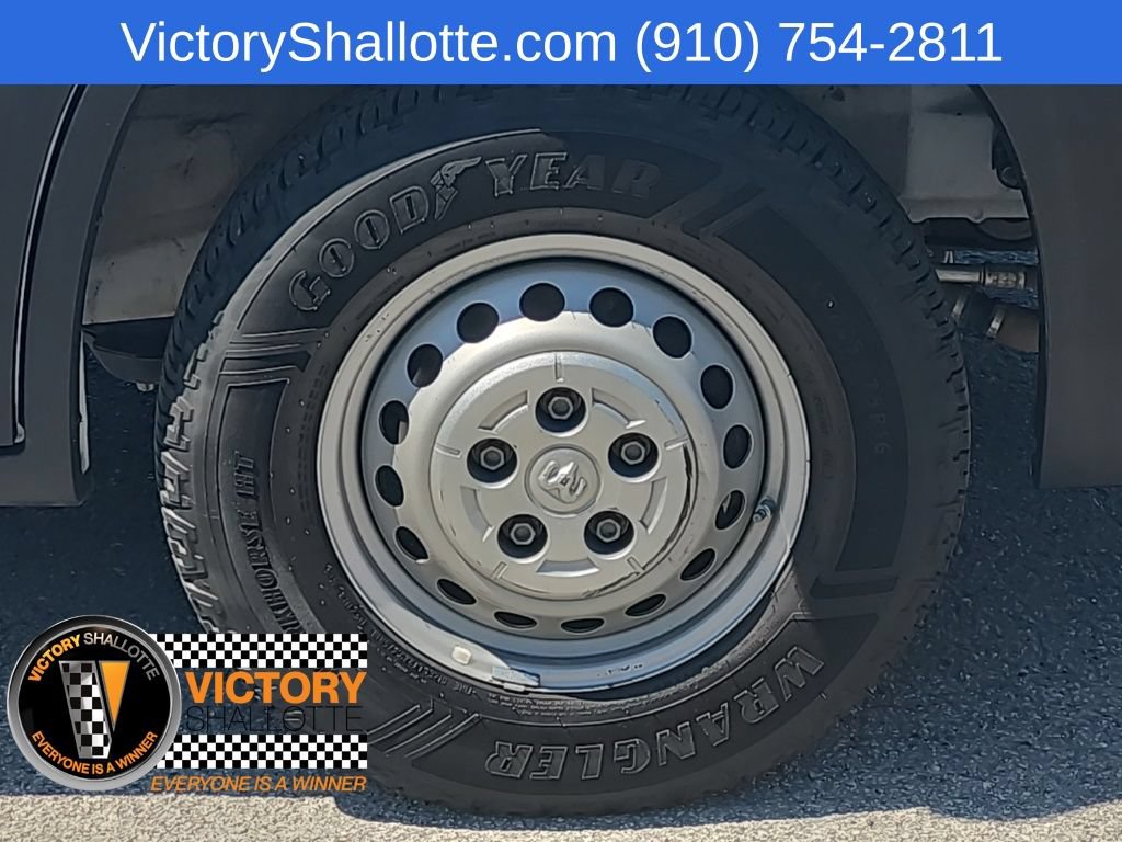 Used 2024 RAM ProMaster 2500 w/ Convenience Group FWD image 24