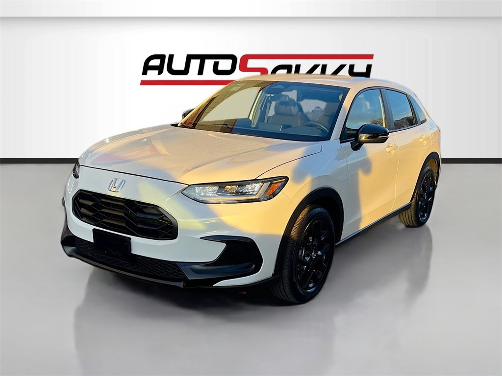 Used 2024 Honda HR-V Sport image 3