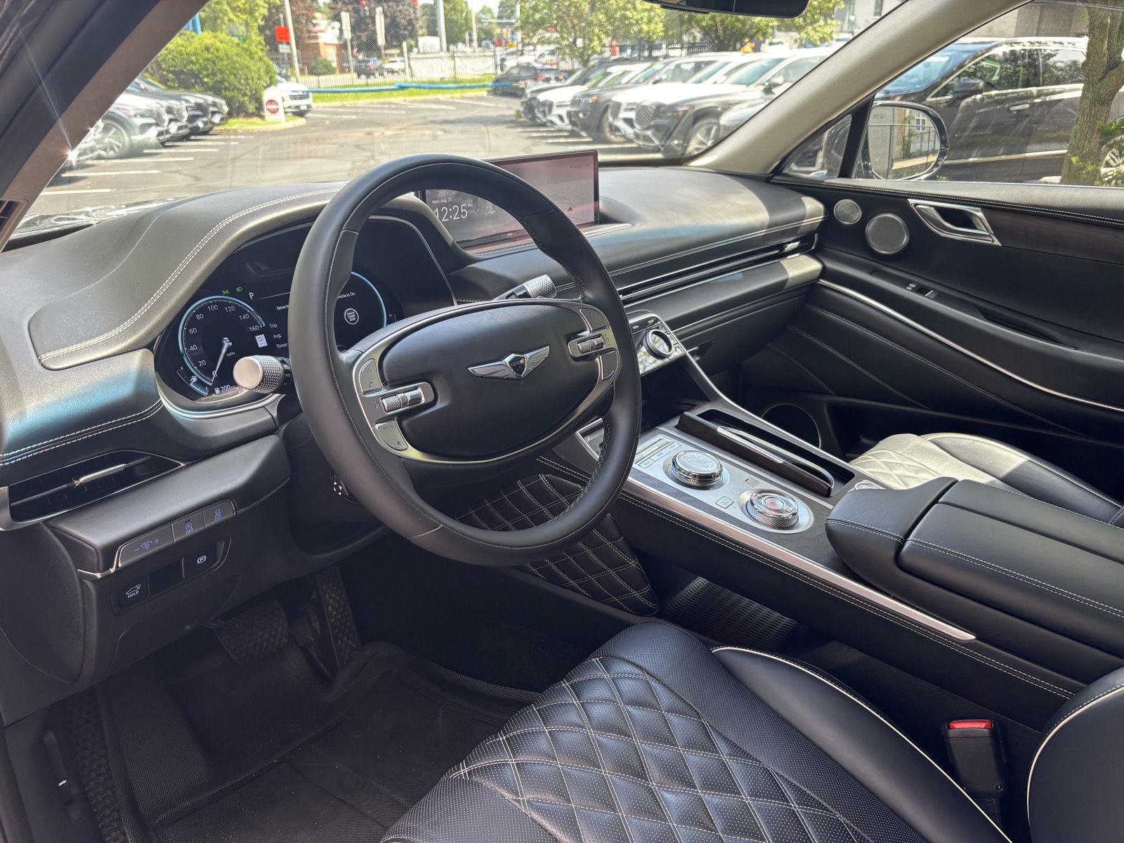 Used 2024 Genesis GV80 3.5T w/ Prestige Package AWD/4WD image 8