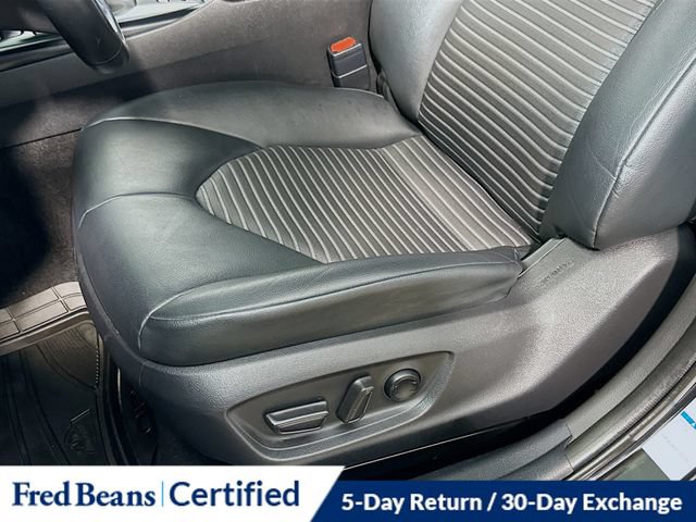 Used 2020 Toyota Camry SE AWD/4WD image 11