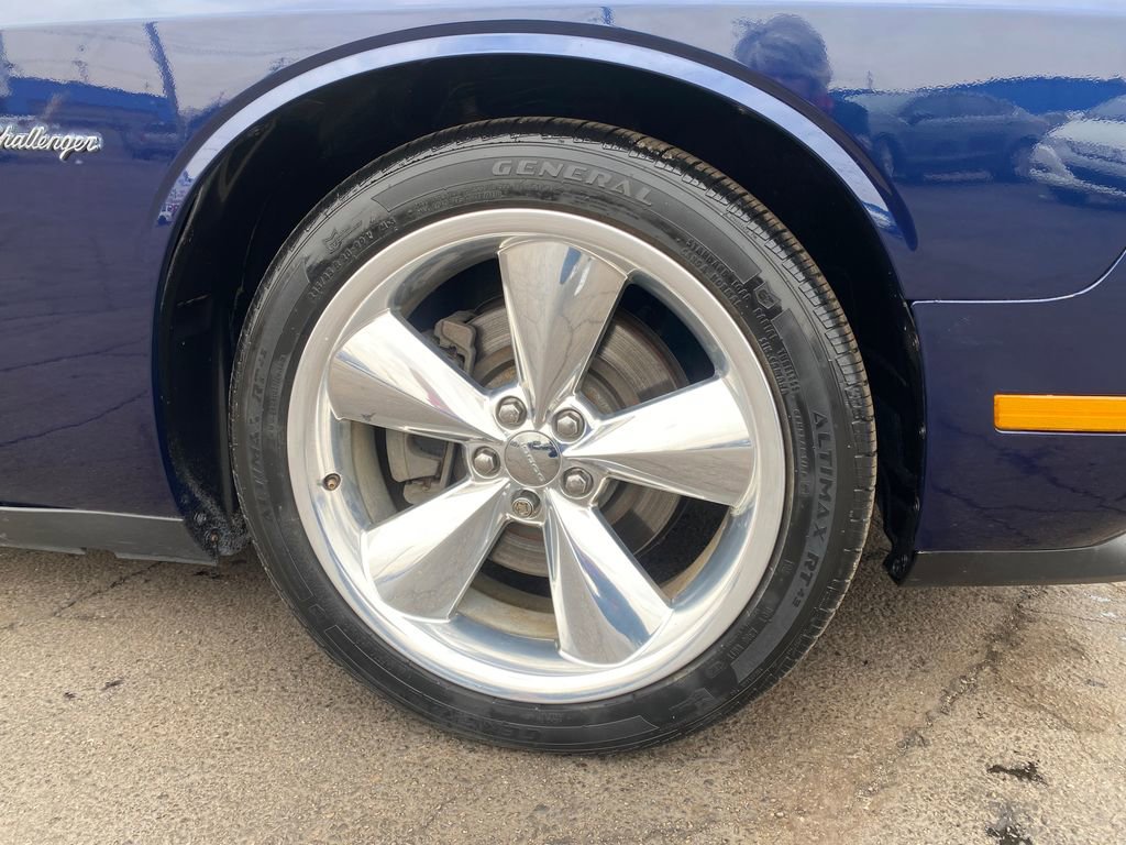 Used 2014 Dodge Challenger R/T image 28