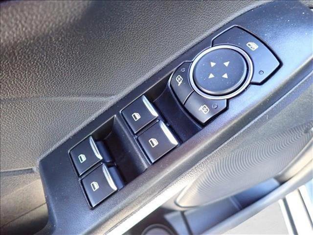 Used 2025 Ford Escape SE image 15