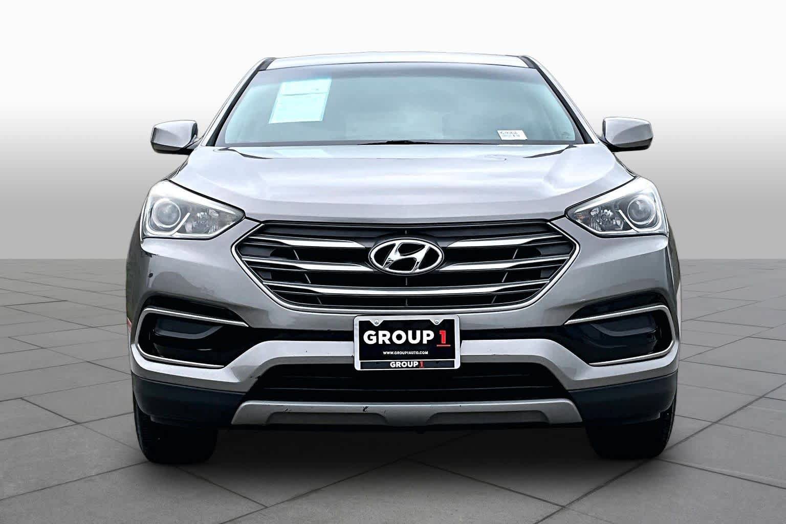 Used 2017 Hyundai Santa Fe Sport FWD image 4