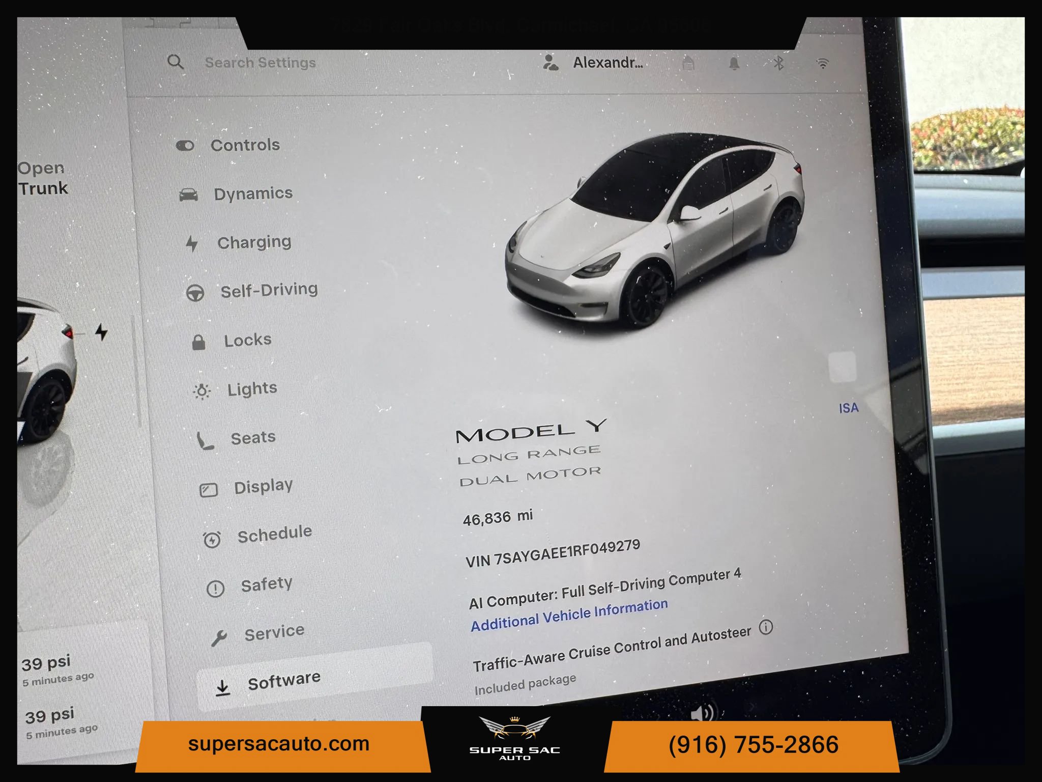 Used 2024 Tesla Model Y Long Range AWD/4WD image 25