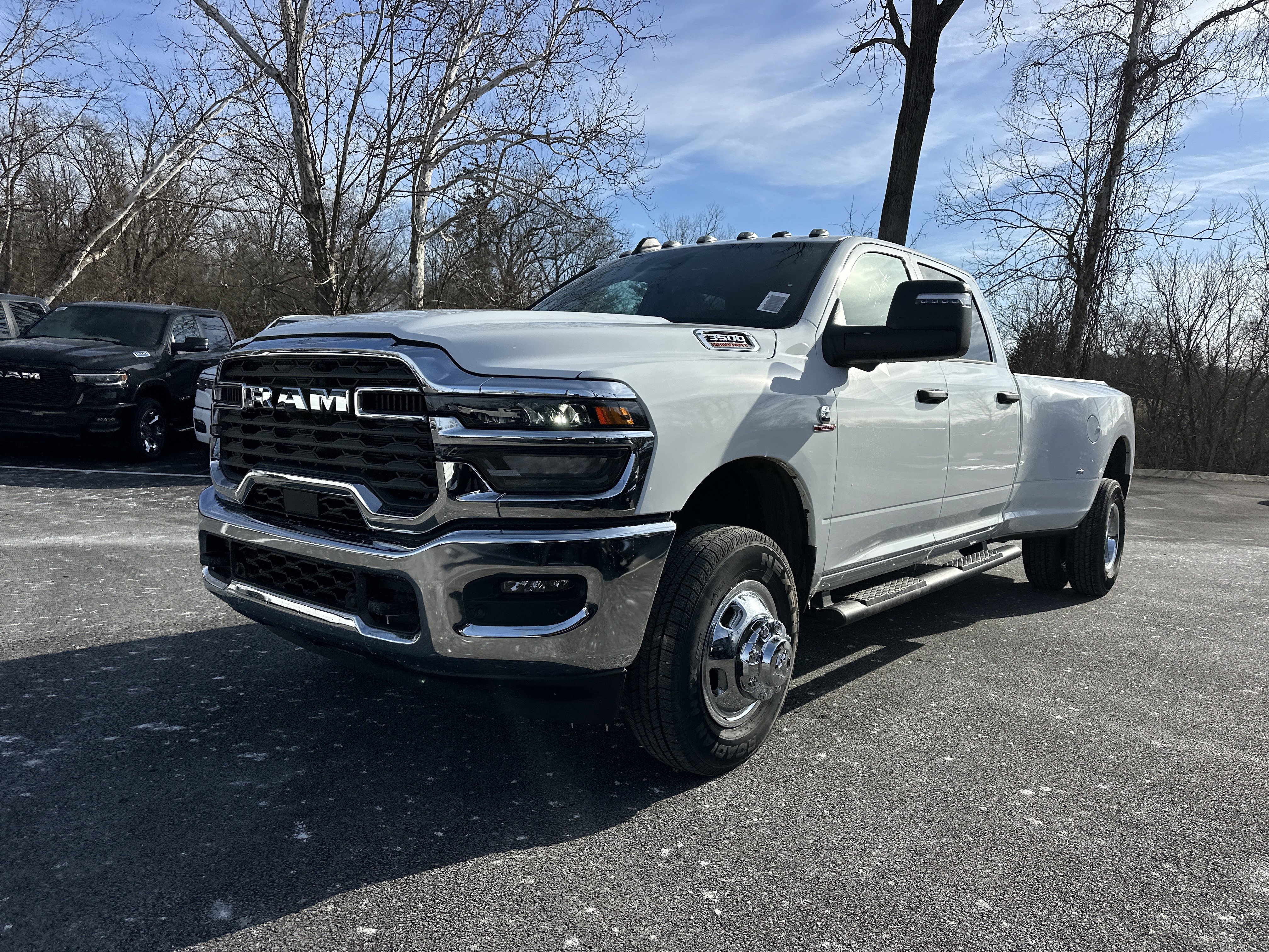 New 2026 RAM 3500 Tradesman image 25