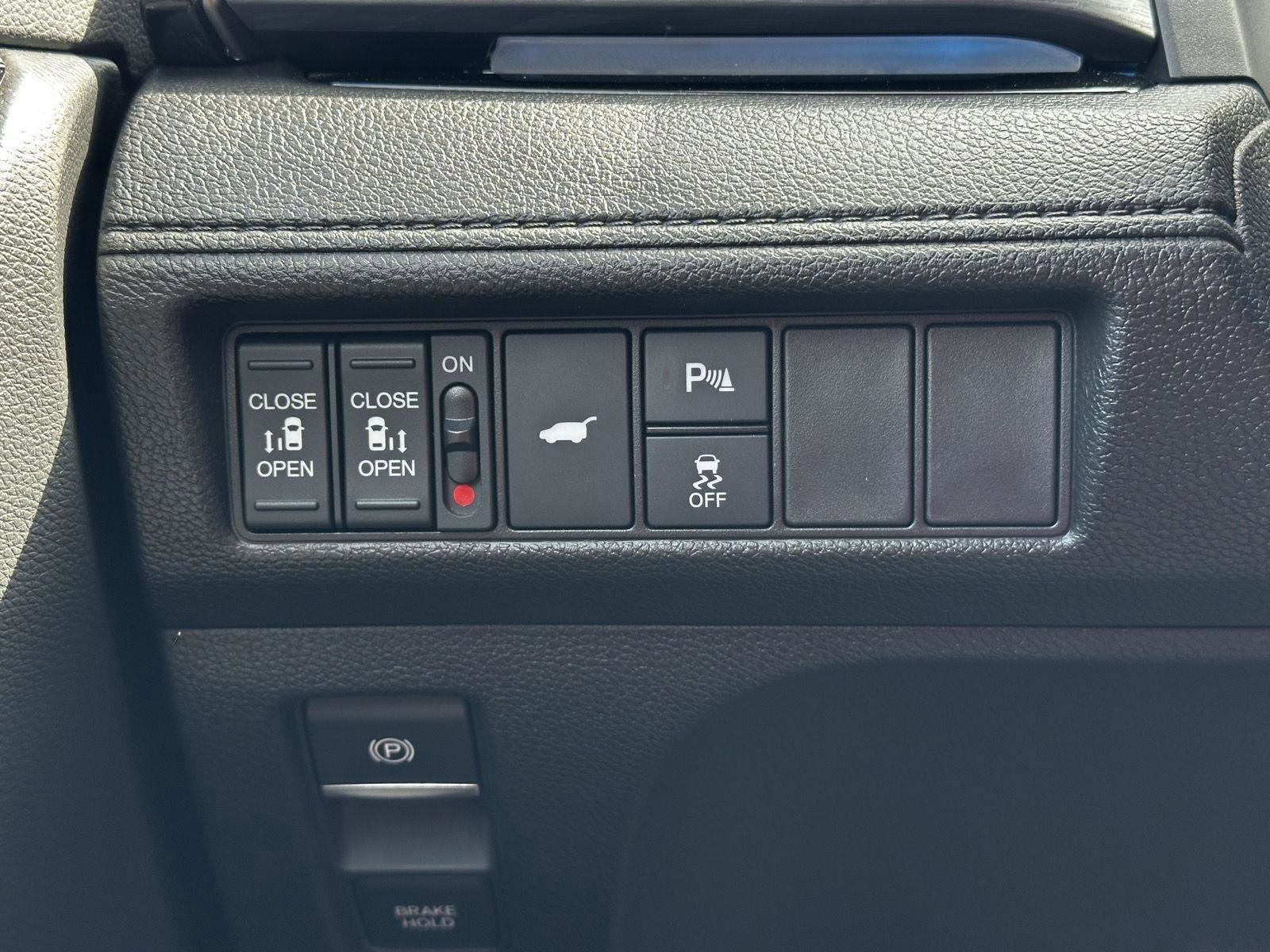 Certified 2025 Honda Odyssey Elite image 28