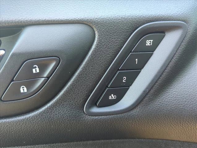 Used 2023 GMC Acadia AT4 w/ Technology Package image 7