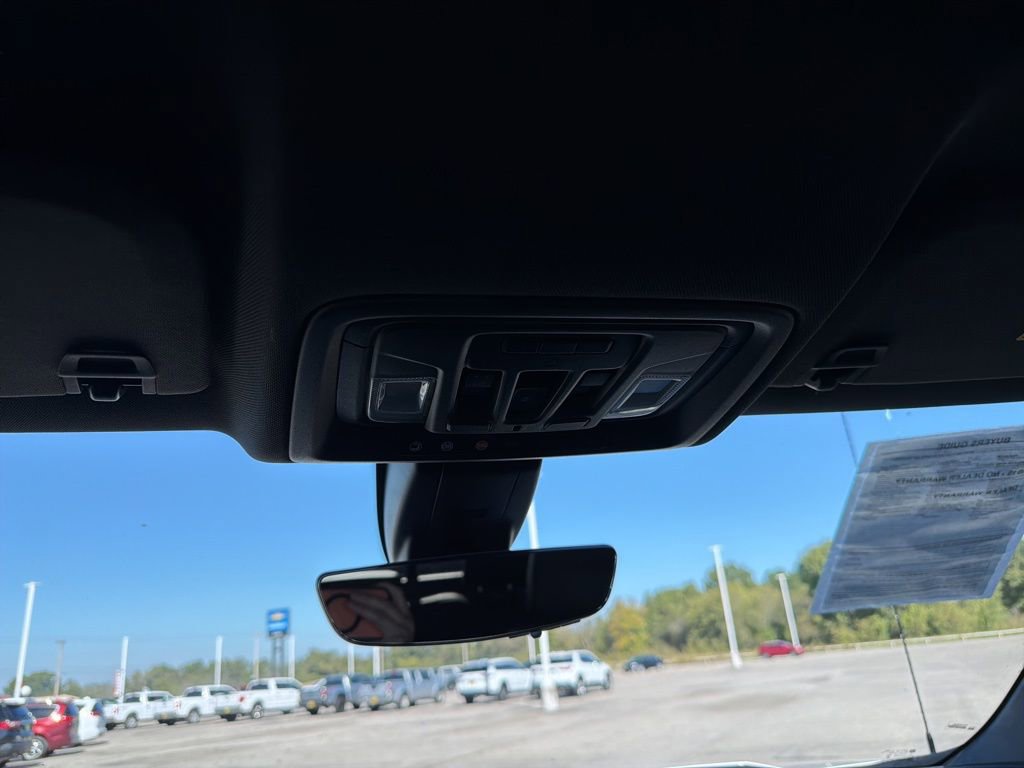 Used 2019 Chevrolet Silverado 1500 High Country w/ Technology Package image 21