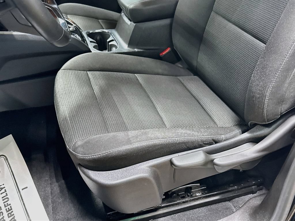 Used 2025 GMC Canyon Elevation RWD image 19