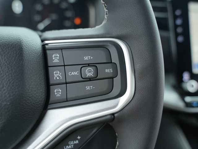 New 2026 Jeep Grand Wagoneer Limited AWD/4WD image 32