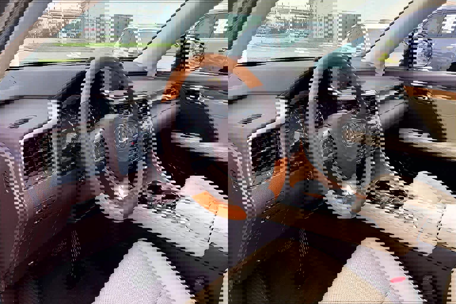 Used 2019 Lexus RX 350 FWD w/ Navigation Package image 15