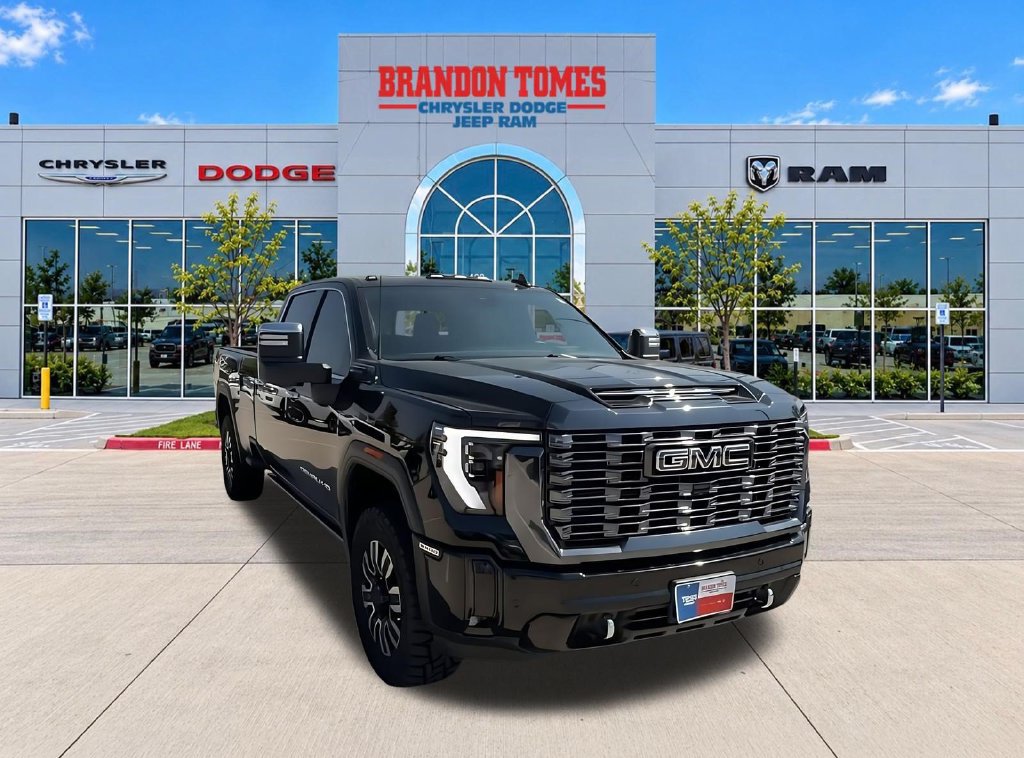 Used 2024 GMC Sierra 3500 Denali Ultimate AWD/4WD image 6